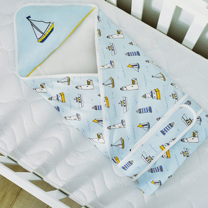nid d'ange bébé capitaine pirate