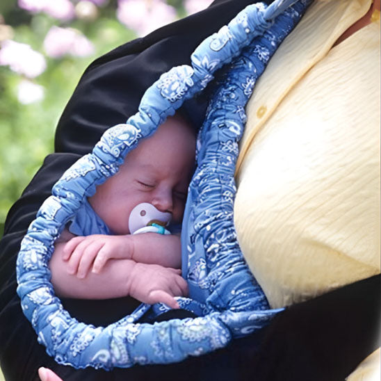 porte bébé fleurs bleus